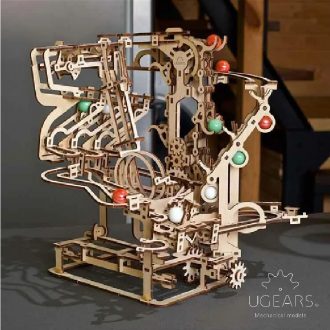 Ugears 瘋狂彈珠台1號 - 鏈式升降系統 (15)
